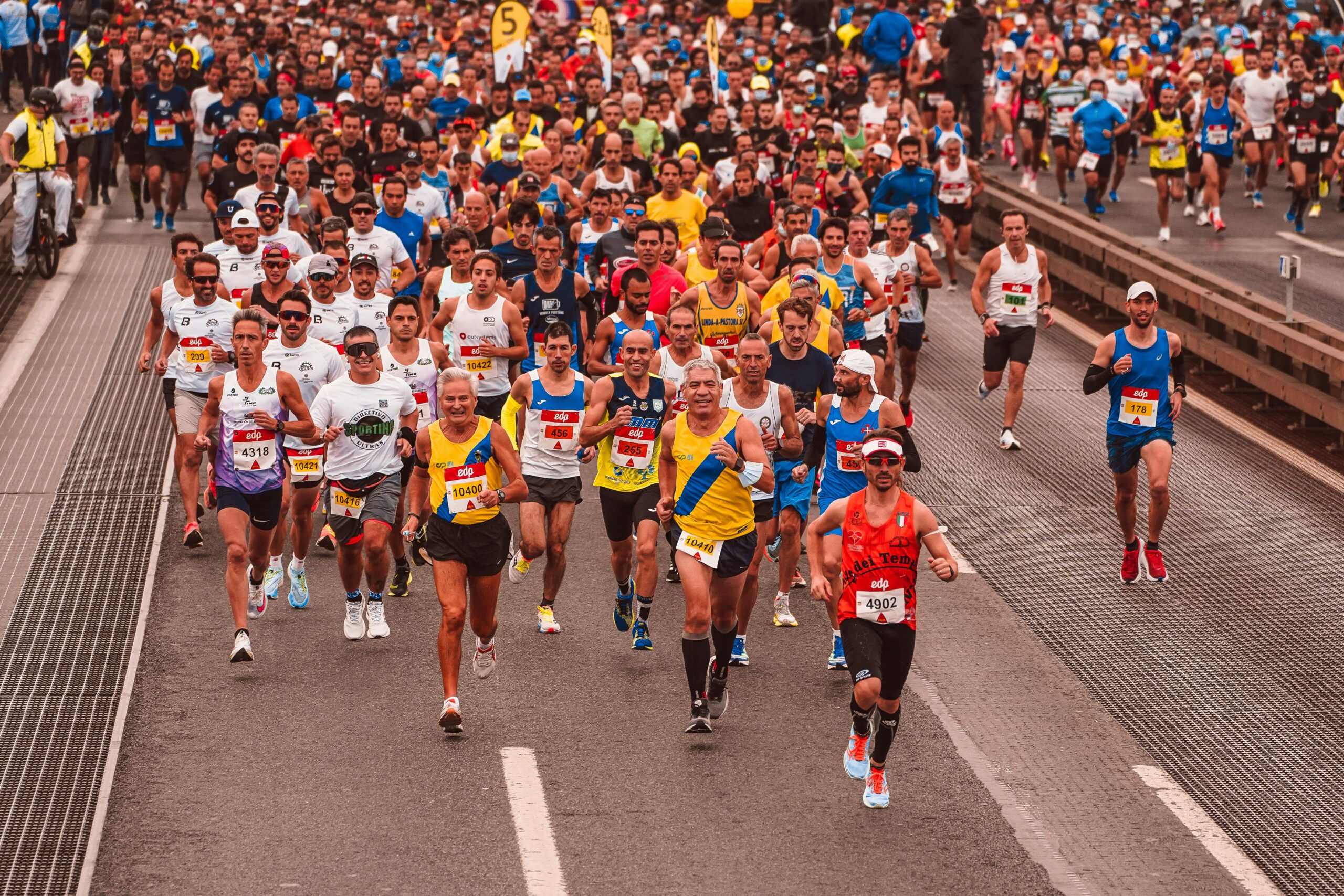 pexels runffwpu 10313672 Runners
